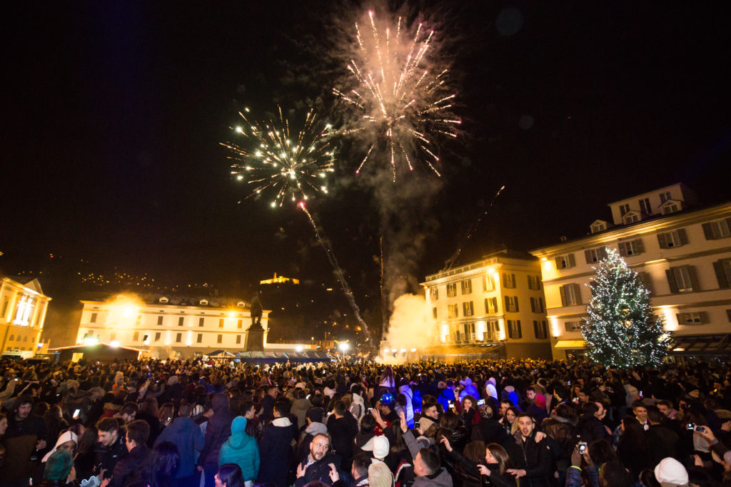 Capodanno nelle piazze ed in locali pubblici: allerta terrorismo, circolare ai prefetti