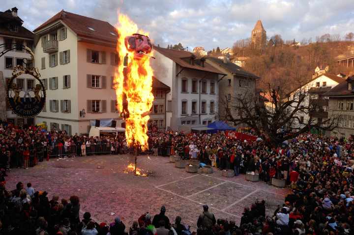 Carnaval des Bolzes Friburgo