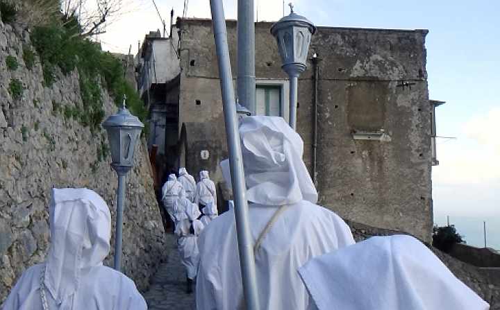 Processione dei Battenti e Processione del Cristo Morto Minori