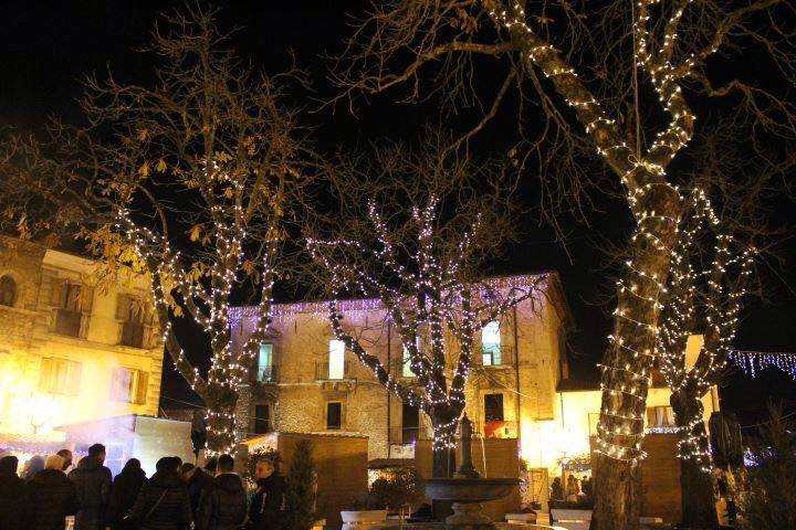 Mercatini Natale Abruzzo.I Mercatini Di Natale A Campo Di Giove Date 2019 E Programma