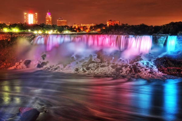 Winter Festival of Lights Niagara Falls