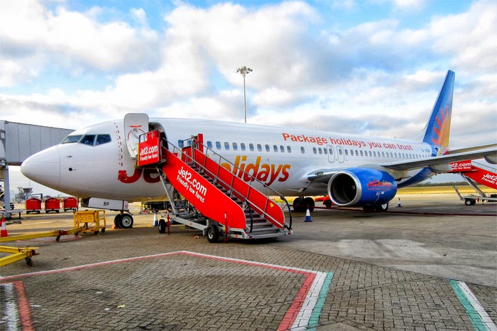Aereo_aeroporto_Orio_al_Serio_Bergamo