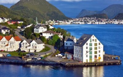 Alesund_citta_sui_fiordi_Norvegia_136253624