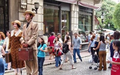 Artisti-di-strada-a-Benos-Aires-quartiere-San-Telmo