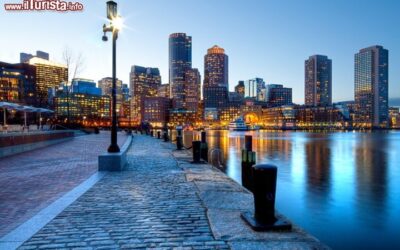 Baia_di_Boston_e_distretto_finanziario_capitale_Massachusetts_USA_91732955