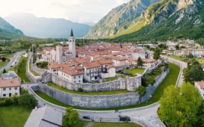 Aerial,Panoramic,View,Of,Venzone,Small,City,With,Its,Walls