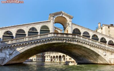 Canal_Grande_Ponte_Rialto_Venezia_183309902