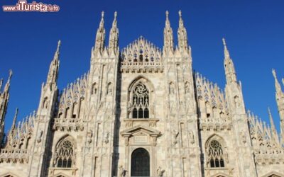 Facciata_gotica_del_Duomo_di_Milano_200871032
