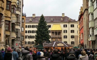 Innsbruck__Mercatino_del_Golden_Dachl_Tettuccio_d_Oro
