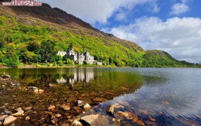 Lago_Kylemore_e_Abbazia_Irlanda_161999003-1
