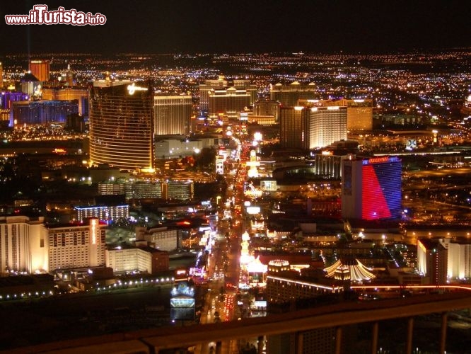 Las Vegas Strip, una delle vie più famose al mondo, nella città del divertimento