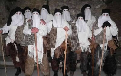 Maschera_carnevale_Sicilia_Antillo