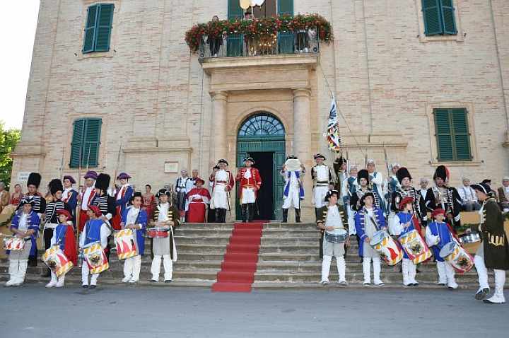 Mogliano 1744, la rievocazione storica delle Marche