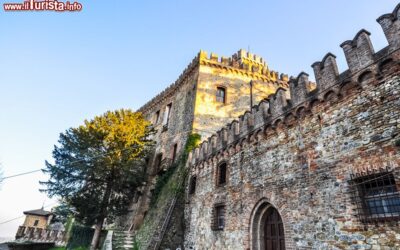 alba_al_castello_di_tabiano_cittadina_termale_dell_emilia-romagna