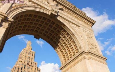 arco_Washington_Square_Park_New_York_City