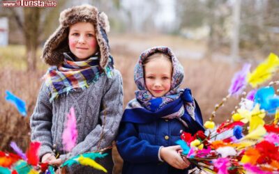 babini finlandesi per le celebrazioni della pasqua Lecelebrazioni pasquali in Finlnadia