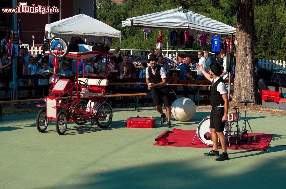 Bascherdeis, a Vernasca il Festival degli Artisti di strada