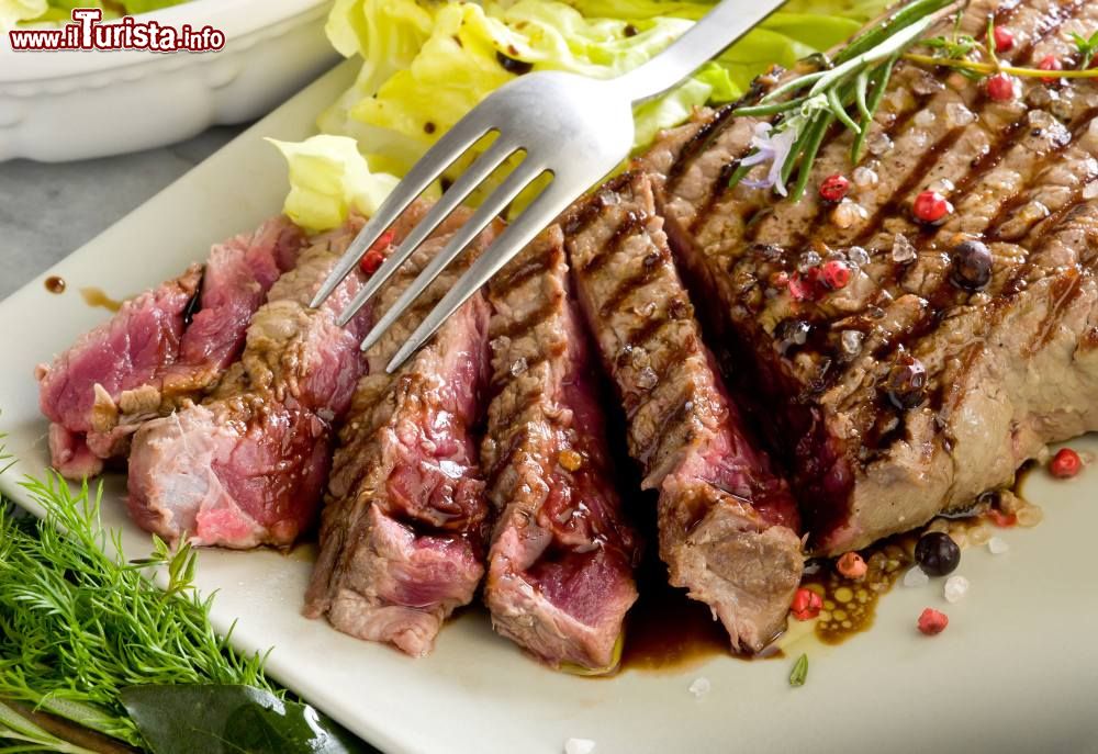 bettolle_siena_la_sagra_della_chianina_in_toscana