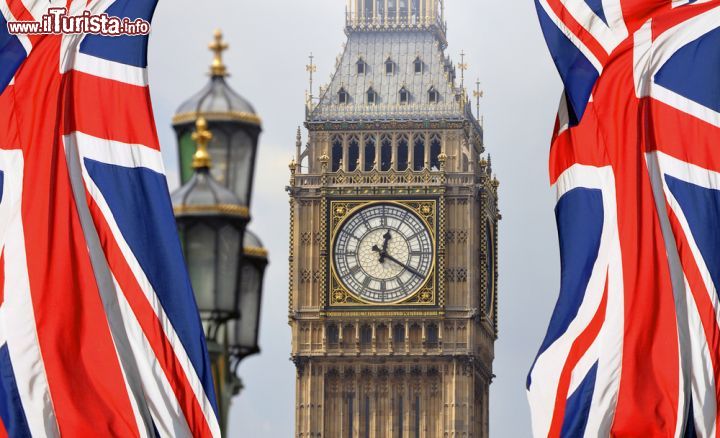big_ben_londra_bandiere_inglesi
