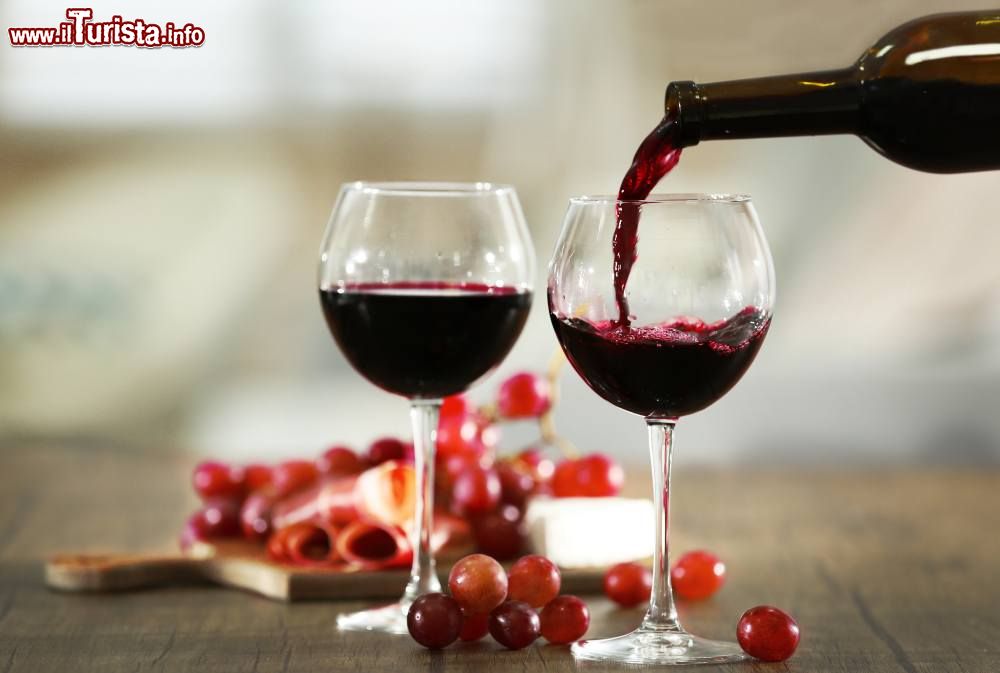 bosa_sardegna_il_wine_festival_si_svolge_a_giugno
