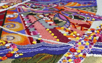 castelraimondo_macerata_l_infiorata_del_corpus_domini