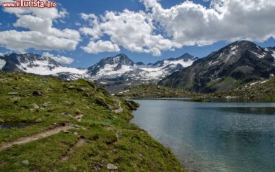 escursione_tra_le_montagne_della_valle_dello_stubai_in_tirolo_austria
