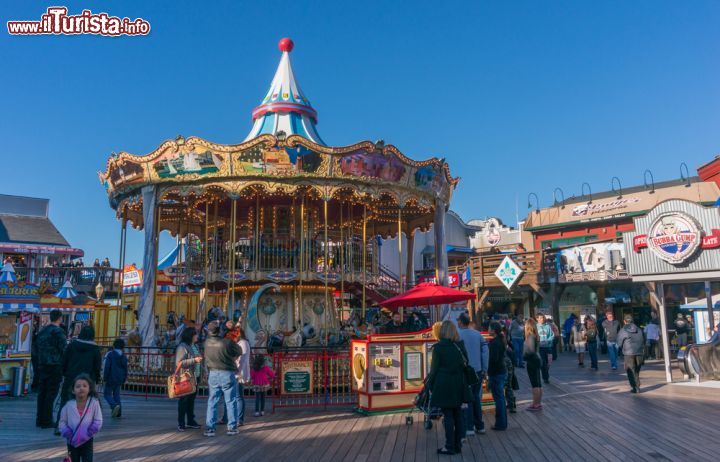 giostra_al_fisherman_wharf_di_san_francisco_california