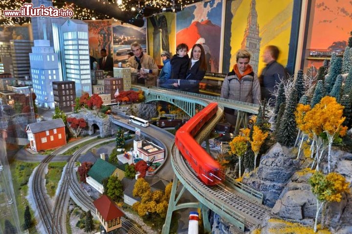 Holiday Train Show, il plastico natalizio dei trenini a New York City