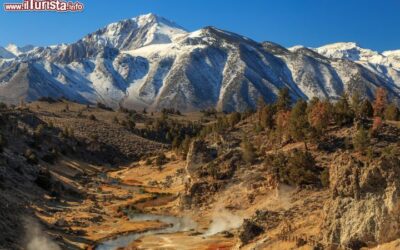 hot_creek_e_mammoth_mountains_long_valley_caldera_california-1