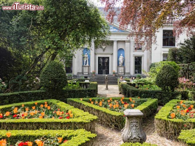 Visita alla storica casa-museo Van Loon di Amsterdam