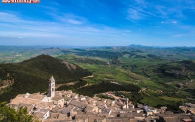 i_paesaggi_della_daunia_e_il_borgo_di_sant_agata_di_puglia