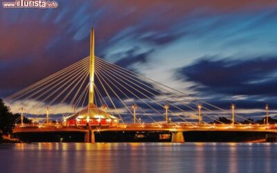 il_Provencher_Bridge_Winnipeg_Canda