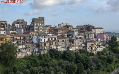 il_borgo_di_ariccia_sui_castelli_romani_nel_lazio