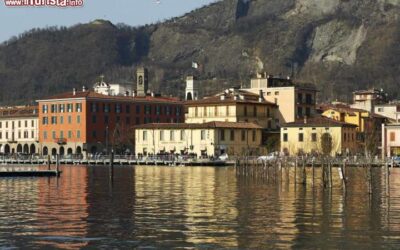 il_borgo_di_sarnico_sul_lago_di_iseo