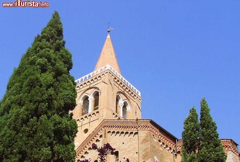 Visitare la chiesa di Sant’Agostino e i suoi affreschi a Rimini