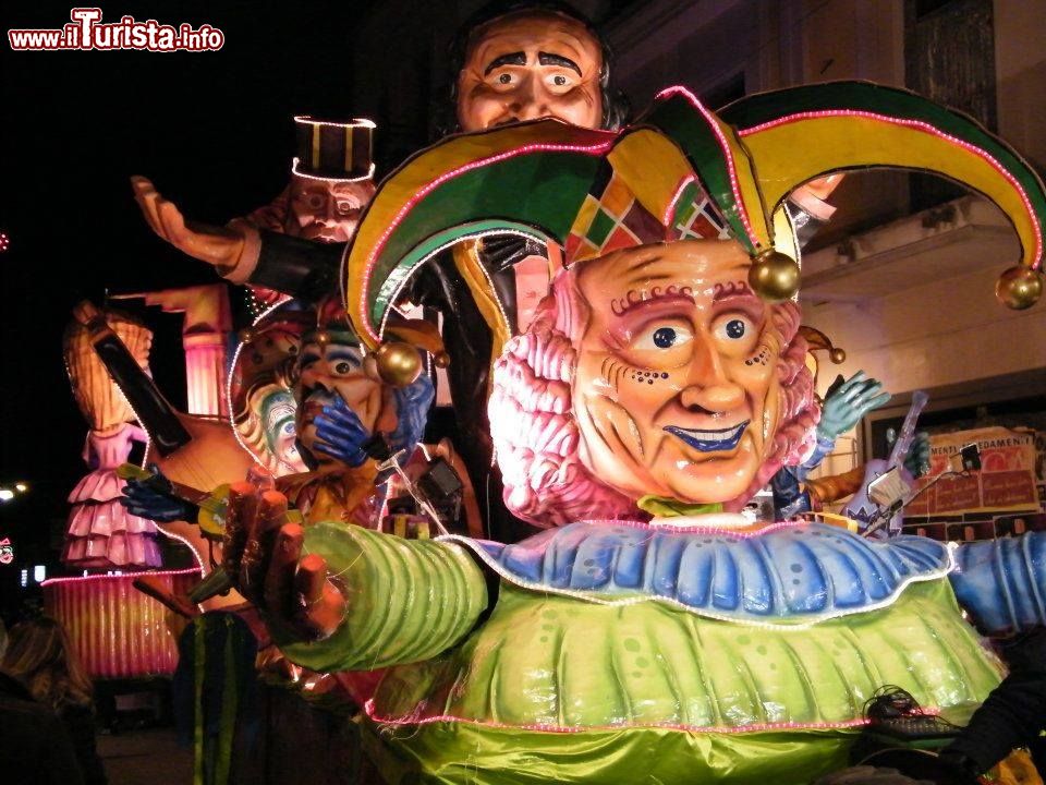 il_carnevale_di_avola_in_sicilia