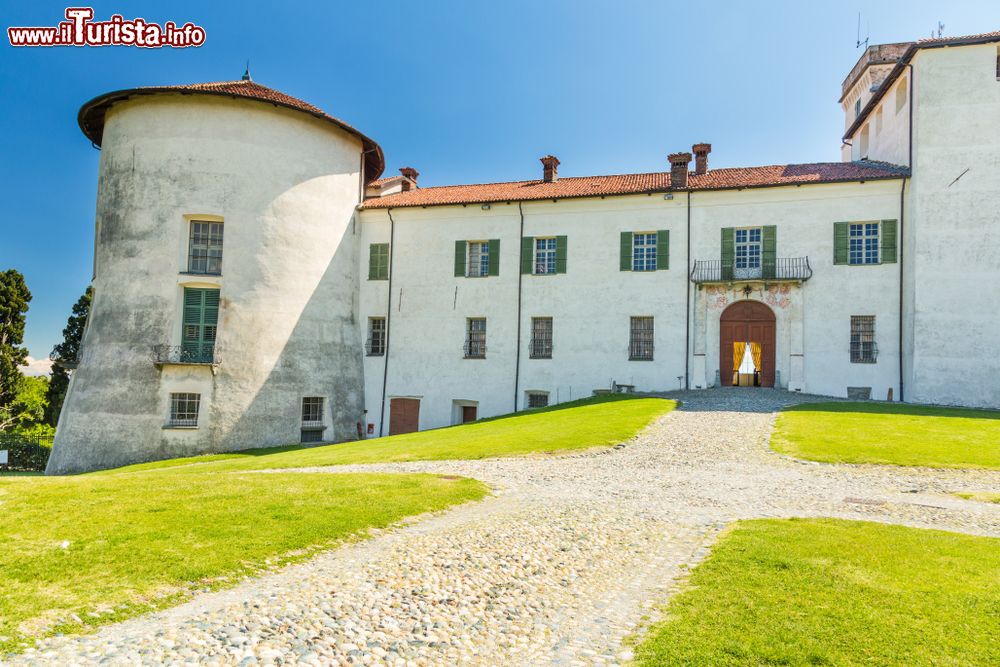Il Castello di Masino e il suo labirinto a Caravino