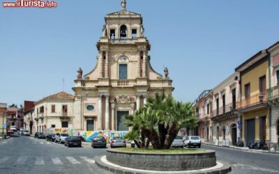 il_centro_storico_di_santa_venerina_in_sicilia