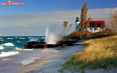 il_faro_di_point_betsie_a_frankfort_usa