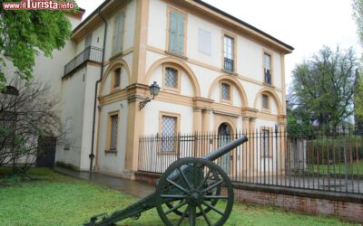 il_giardino_memoriale_di_casa_carducci_a_bologna