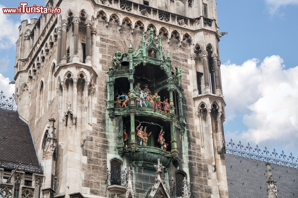 Il Glockenspiel a Monaco di Baviera, il più grande carillon della Germania
