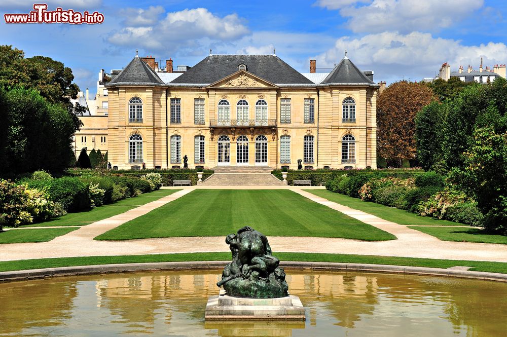 Il Museo Rodin di Parigi e le sue opere, dal pensatore alla scultura del bacio