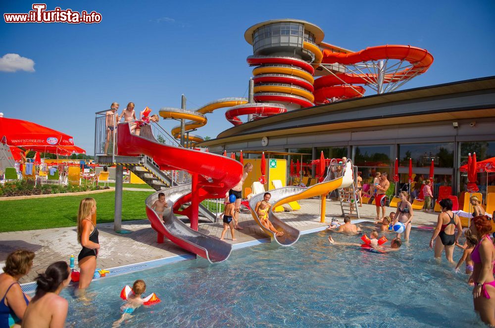 Sonnentherme, lo stabilimento termale e parco acquatico di Lutzmannsburg, Austria