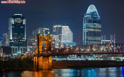 il_ponte_sospeso_john_a_roebling_a_cincinnati_ohio_by_night