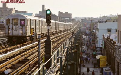 il_quartiere_di_jackson_heights_si_trova_nel_queens_a_new_york_cit