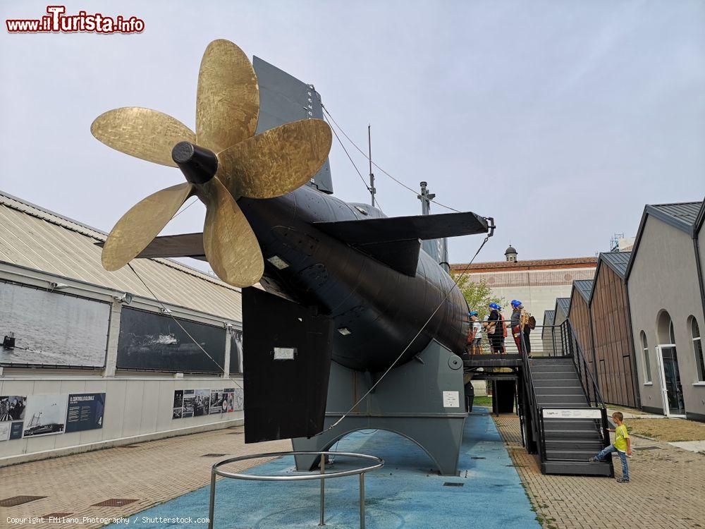 il_sommergibile_enrico_toti_al_museo_nazionale_della_scienza_e_della_tecnologia_di_milano_in_lombardia