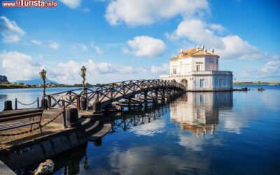 la_casina_vanvitelliana_di_bacoli_lago_di_fusaro_in_campania