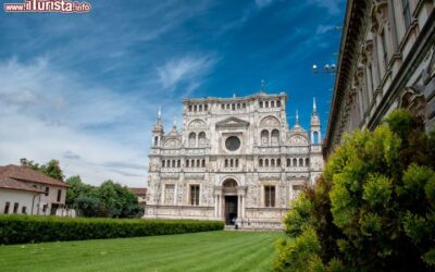 la_facciata_della_certosa_di_pavia_lombardia