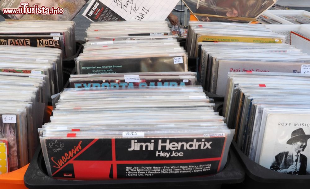 la_fiera_del_disco_a_bari_in_puglia