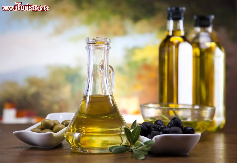 la_sagra_dell_olio_extravergine_d_oliva_a_ragalna_in_sicilia